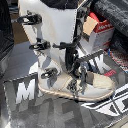 Maverick Fly MX Boots