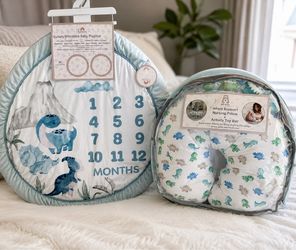 Brand New Dinosaur Baby Gift Set – Nursing Pillow + Milestone Playmat 🩵