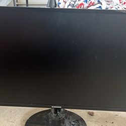Samsung 24” Monitor 