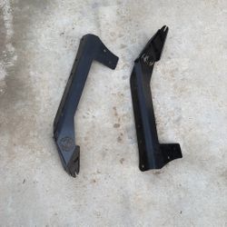 Light bar pillar brackets 