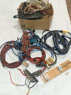 Power cables fuse holders & box of RCAs