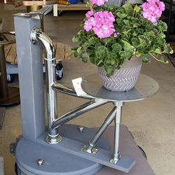 Helm Seat /plant Stand 