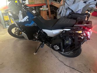 #2024 Husqvarna Norden 901 Expedition
