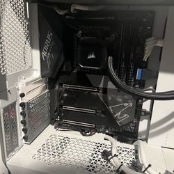 Full Tower Computer 