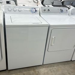 Set GE Washer And Dryer 