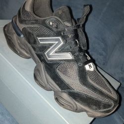 New Balance 9060 All Black 