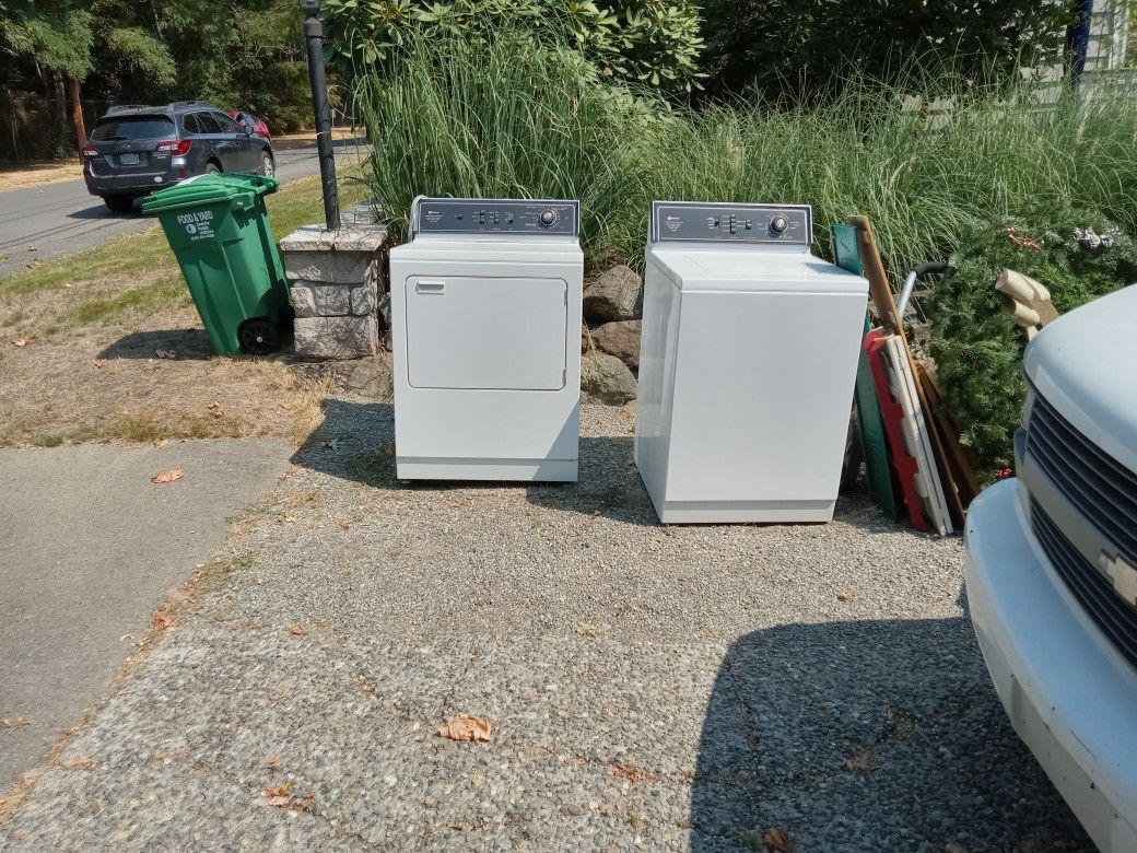 Maytag Washer & Dryer Working Perfect