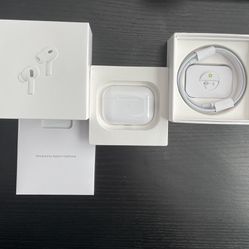  Apple Airpods Pros 2 Gen(in Box) With Wireless Magsafe Charging Case
