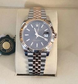 Rolex Datejust 40 mm with box and papers