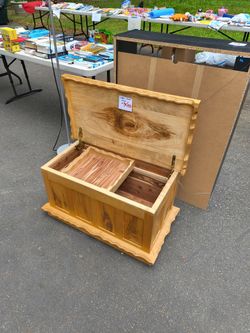 Cedar lined pinewood chest