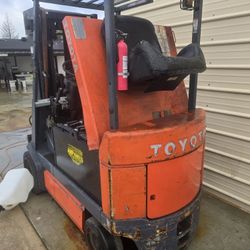 Toyota Folklift Electric