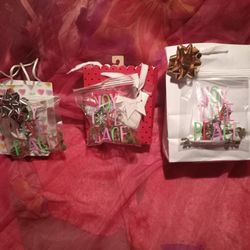 Mistletoe Gift Bags 