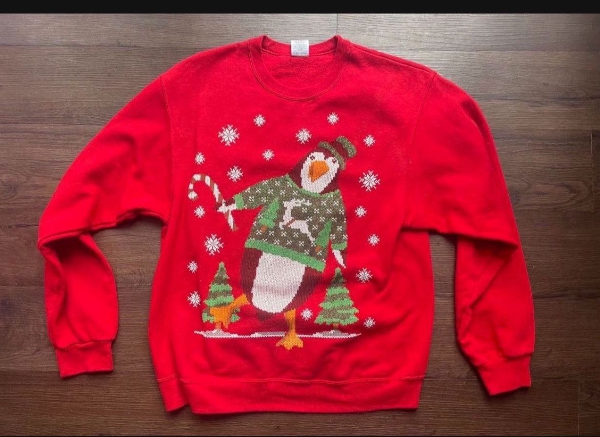 Man’s Christmas Top, Size M