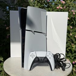 1TB PlayStation 5 Slim Like New