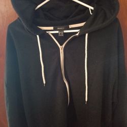 Forever 21 Women's Black White Zippered Hoody