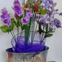 Artificial flower with planting pot