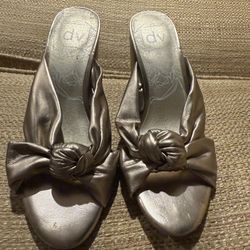 DV Sandal 👡 