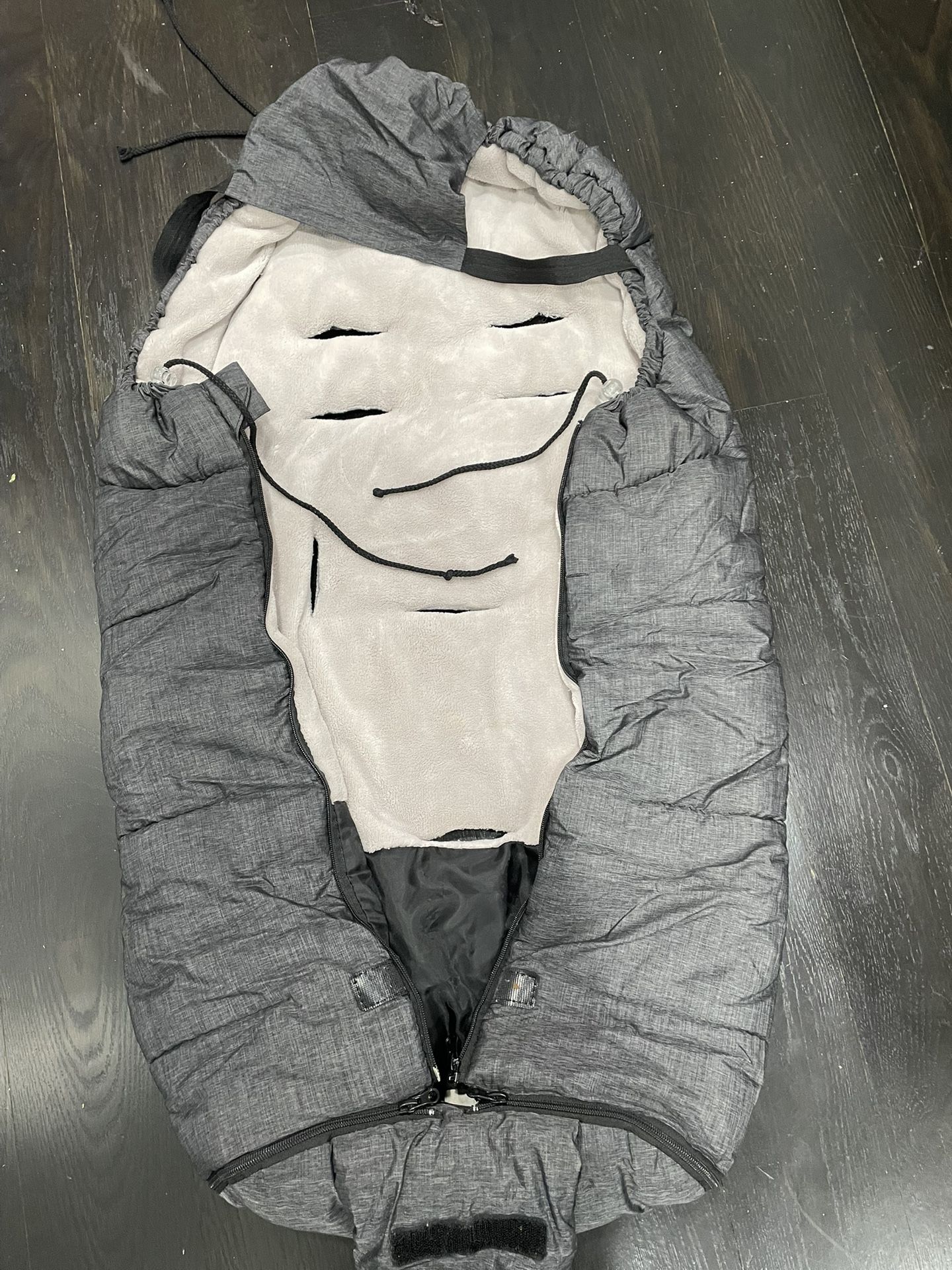 Yobee stroller footmuff