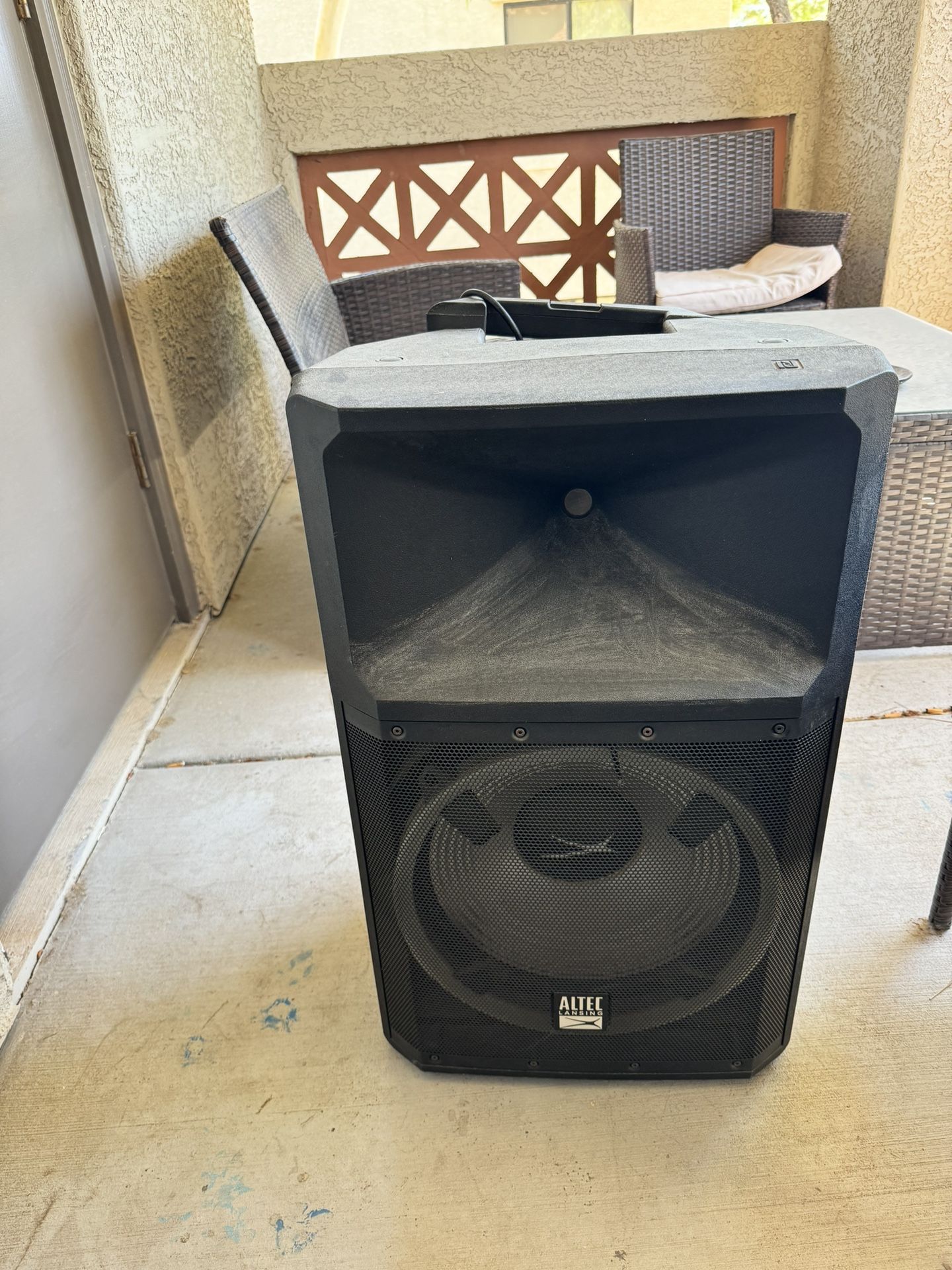 Altec Lansing Lightning Speaker