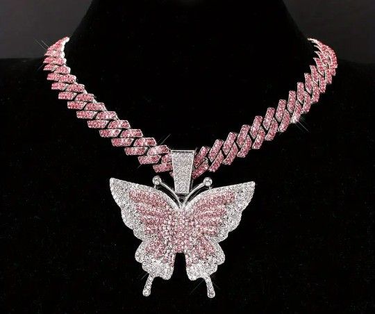 Butterfly Chain With Pendant