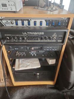 Bass amp beheringer 300 watt bhd3000h