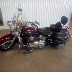 2010 Harley Davidson Heritage Soft Tail Classic Motorcycle Cruiser Indian Honda Kawasaki Suzuki KTM Yamaha Polaris Triumph Bike 