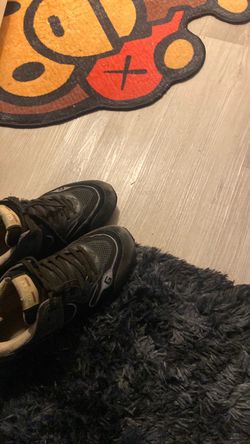 Gucci shoes black , grey and orange size 8.5