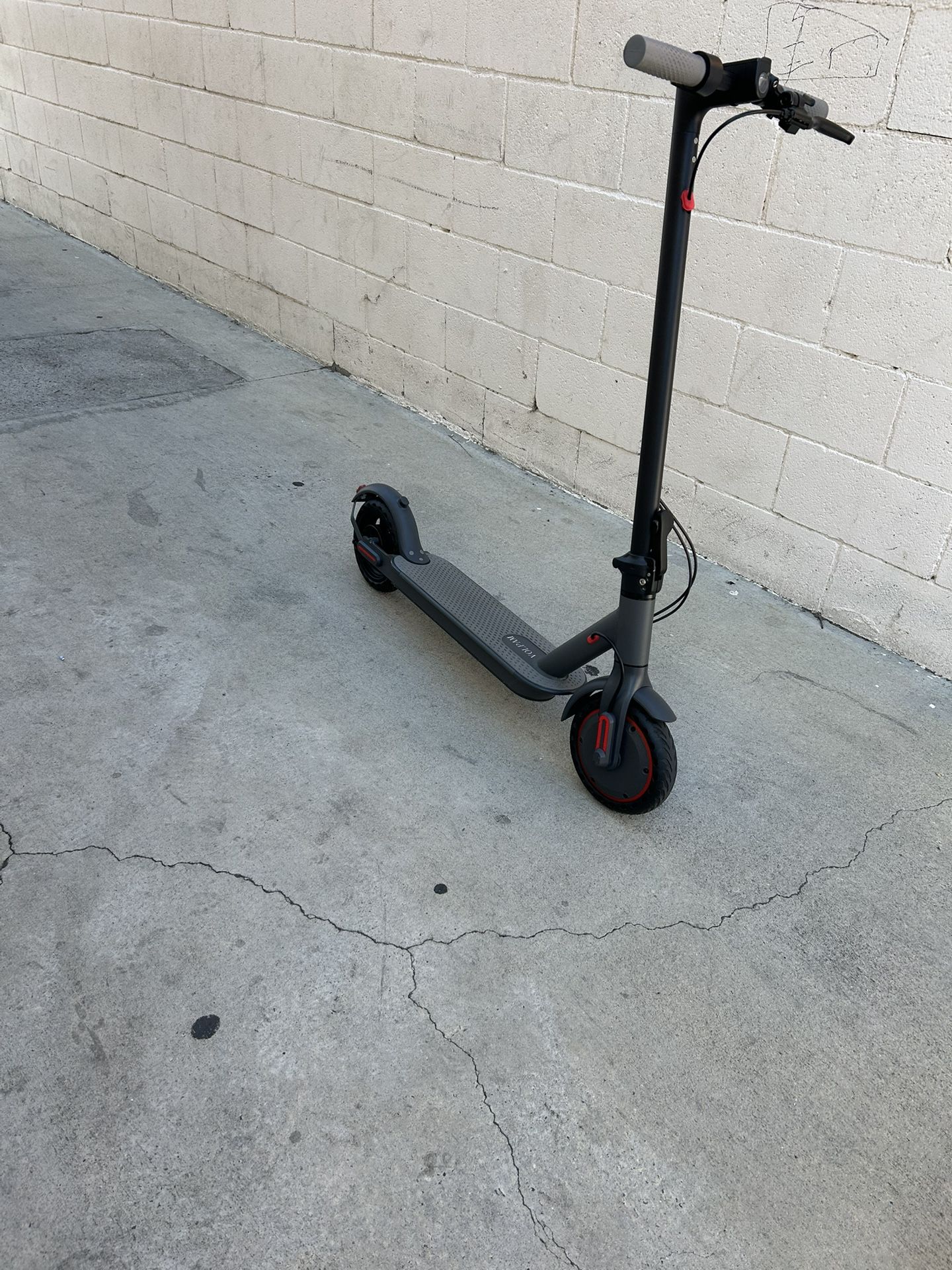 Electric scooter
