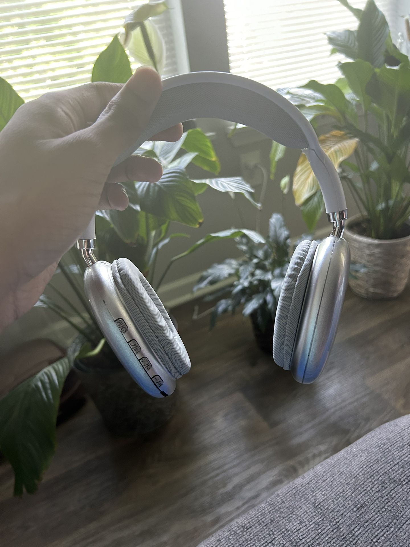 Wireless Headphones