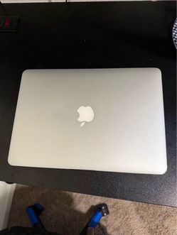 2015 MacBook Air (send best offer)