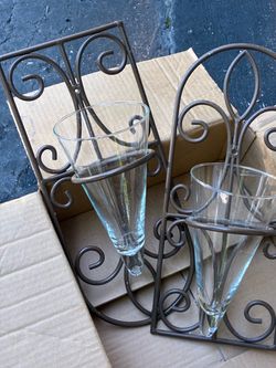 Metal Scroll Wall Sconce Vase Holders with Glass Vases