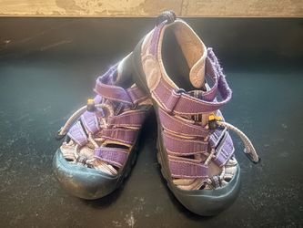 Size 13 Kids Keen Sandals