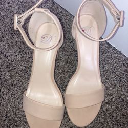 Tan Block Heels 7