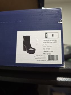 Scoop Women's Black Platform Boot Size 8