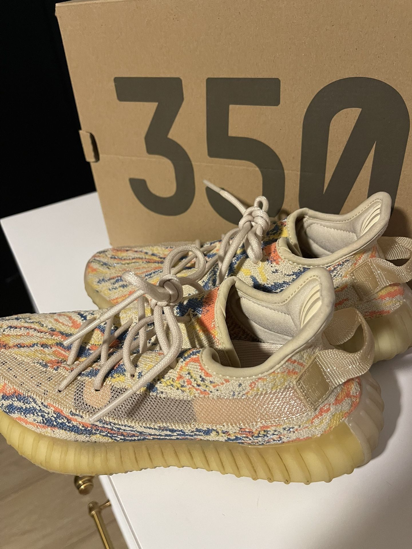 Yeezy Boost 350 Size 6.5 Men’s/ 8 Women’s MX Oat