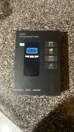 NIB DIGITAL ALCOHOL BREATH TESTER