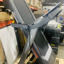 Proform Pro 5000 Treadmill With Incline 