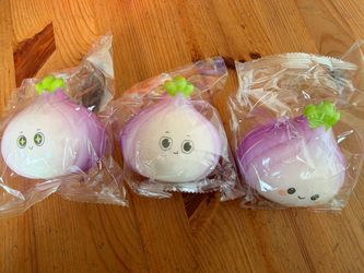 Slow Rising Foam Onion Squishy
