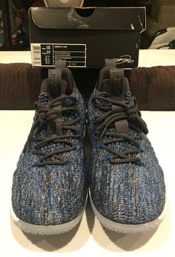 Lebron 15 Low “Signal Blue” Size 10