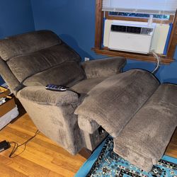 La-Z-Boy Astor Power Wall Recliner Chair