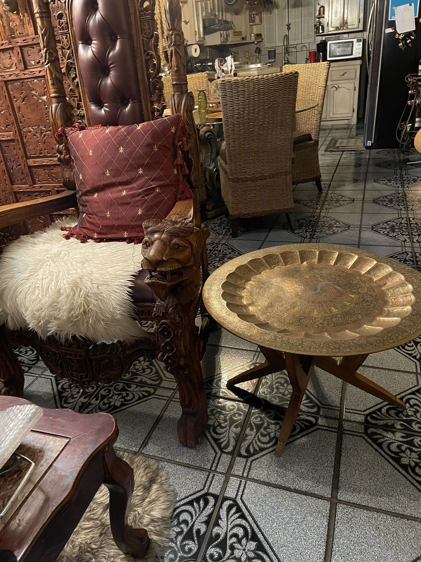 Mid Century Center Table W/Arabic Brass Top Tray Beautiful Brass peacock tray Beautiful walnut wood spider leg table