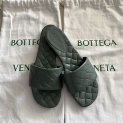 890$ Bottega Veneta Sandals Size 38