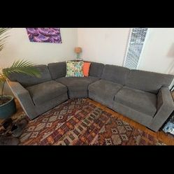 1 Year Old Ashley Sectional Modular Sofa