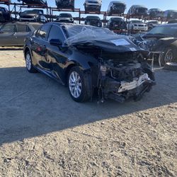 Auto Parts 2018 Toyota Camry 