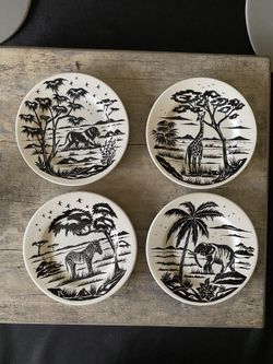 Kenya Africa collection made in Italy signed L. Mauri 7 3/4”