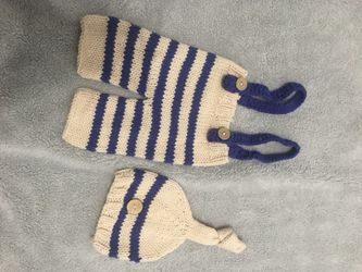 Newborn photo outfit