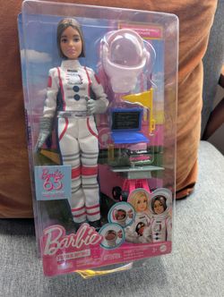 🎄🎁 barbie & Hot Wheels 🏎️