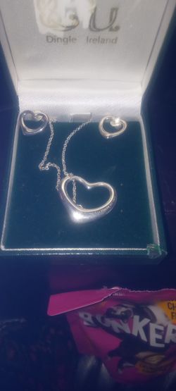 Tiffany Heart Necklace With Matching Earrings 