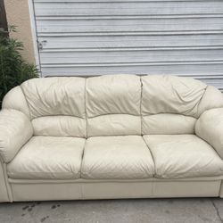 White Leather Couch Set