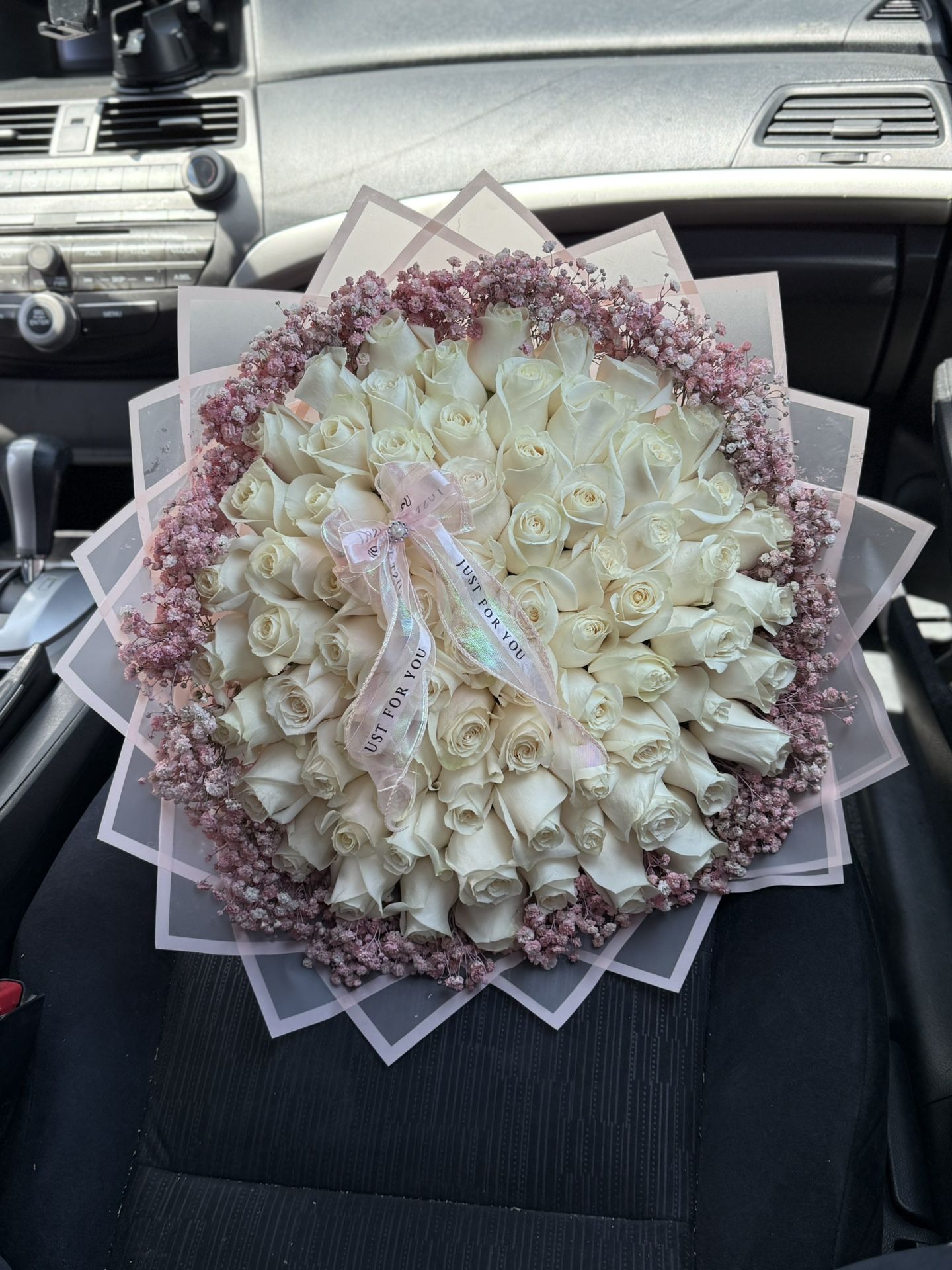 75 Roses 🌹 Ramo Buchon